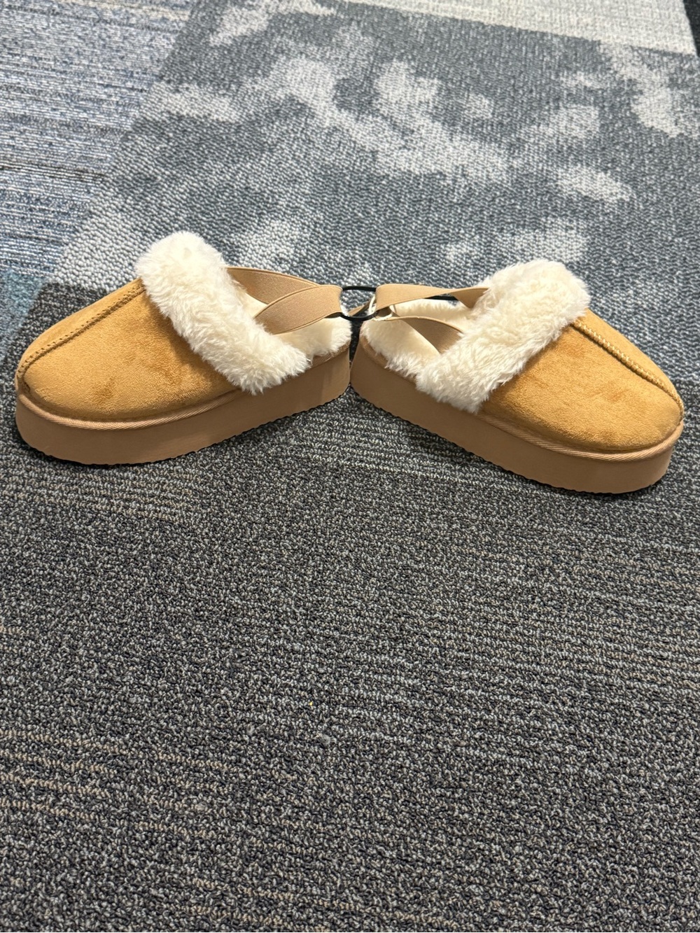 Shearling-Trim Suede Platform Mules - Camel - Picture 5 of 9